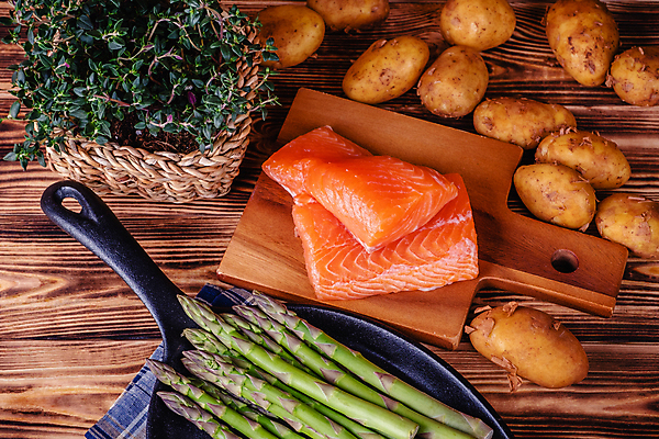 포토 JPG 해외이미지 계절 음식 잎 농업 다이어트 토마토 채소 재료 자연 탁자 감자 건강 마늘 사람없음 목재 빨간색 정원 보라색 샐러드 수확 성장 시골 신선 상추 다발 허브 속도 유기농 원예 아스파라거스 날것 뿌리 연어 내추럴 비트 아티초크 채식주의자 비건 해외포토 나무 식물 웰빙 산업 컬러 가구 어류 취미 생태계 채식 파일형식 이미지허브