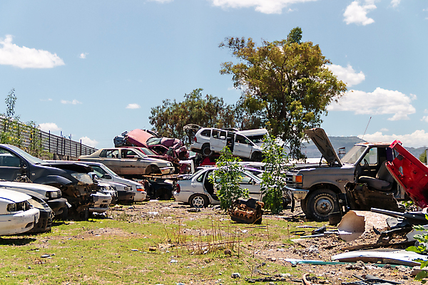 포토 JPG 해외이미지 산업 육상교통 교통시설 자동차 사람없음 쌓기 환경 금속 재활용 손상 쓰레기 폐기물 사건 버리기 사회이슈 부식 한조각 낭비 고물상 구식 깨짐 옛날 자동 중고 철강 카피스페이스 해외포토 1 교통수단 교통 컨셉 모션 재질 공백 시설 친환경 파일형식 이미지허브