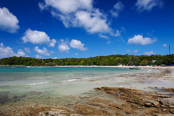 포토 JPG 해외이미지 아시아 모래 파도 바다 섬 여행 교통시설 태국 자연 하늘 휴가 주택 동양인 풍경 사람없음 야외 가로 초록색 물 여름 파란색 컬러풀 항구 맑음 만 보트 속도 활 휴양지 다이빙 타운 파라다이스 수평선 해외포토 자연요소 계절 나라 컬러 교통 배_교통 날씨 인종 건물 수영 장소 도시 시설 생태계 수중스포츠 파일형식 이미지허브