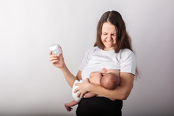 포토 JPG 해외이미지 여자 행복 음료 어린이 음식 2 가족 엄마 주택 함께함 건강 사랑 사람 두명 고통 육아 우유 흰색 아기 신생아 잡기 핥기 작음 먹이 가슴 먹기 간호 월 걸음마 궤 돌봄 수유 천진난만 공급 해외포토 감정 컬러 컨셉 관계 모션 유제품 건물 신체부위 날짜 크기 파일형식 이미지허브
