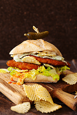 포토 JPG 해외이미지 음식 오이 샌드위치 사람없음 세로 치킨 샐러드 시골 맛 레시피 마요네즈 카피스페이스 해외포토 컨셉 채소 공백 소스_음식 닭고기요리 파일형식 이미지허브