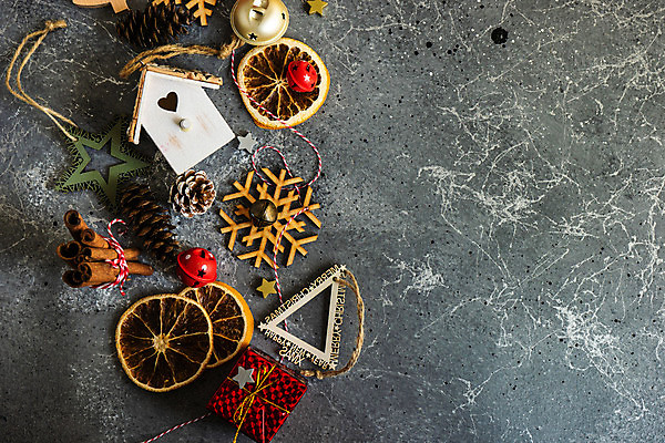 포토 JPG 해외이미지 나무 리본 백그라운드 컨셉 크리스마스 겨울 오렌지 공 휴가 프레임 선물 사람없음 목재 장식 세트 장난감 축제 회색 수확 시골 신용카드 12월 레이아웃 전나무 원뿔 설정 콘크리트 카피스페이스 해외포토 도형 식물 계절 기념일 컬러 농업 과일 재료 금융 공백 날짜 파일형식 이미지허브