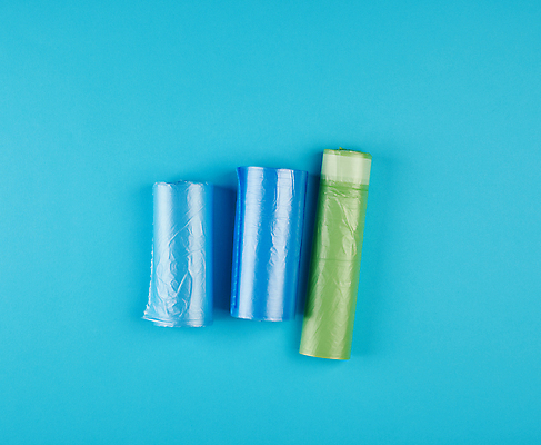 포토 JPG 해외이미지 비닐봉투 실내 사람없음 하이앵글 환경오염 쓰레기 일회용 파란배경 비닐 해외포토 뷰포인트 백그라운드 컨셉 재질 봉투 내부 파란색 파일형식 이미지허브