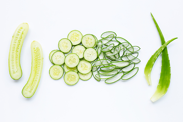 포토 JPG 해외이미지 스튜디오촬영 단면 오이 실내 사람없음 하이앵글 뷰티 흰배경 알로에 해외포토 식물 뷰포인트 백그라운드 채소 내부 흰색 파일형식 이미지허브