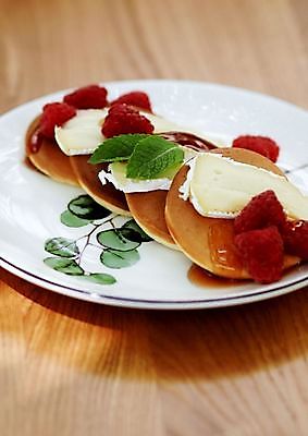 포토 JPG 해외이미지 전통 접시 열매 안경 음식 빵 단풍 과일 아침 디저트 건강 요리 사람없음 노란색 쌓기 케이크 식당 식사 저녁식사 신선 뜨거움 황금 달콤 맛 아침식사 굽기 메뉴 블루베리 브런치 밀가루 서빙 칼로리 버터 꿀 솜털 프랑스어 점심식사 어려움 영양분 핸드메이드 크레이프 해외포토 주간 식물 문자 식기 잡화 컬러 컨셉 잎 모션 상점 가루 구이 파일형식 이미지허브