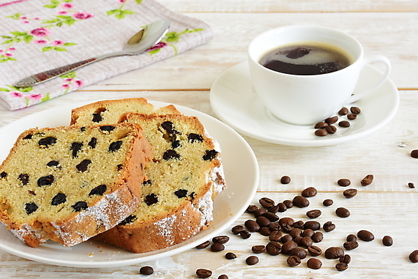 포토 JPG 해외이미지 커피 티타임 사람없음 원두 달콤 커피잔 티스푼 건포도 파운드케이크 해외포토 음료 포도 휴식 잔 케이크 숟가락 맛 건과일 파일형식 이미지허브