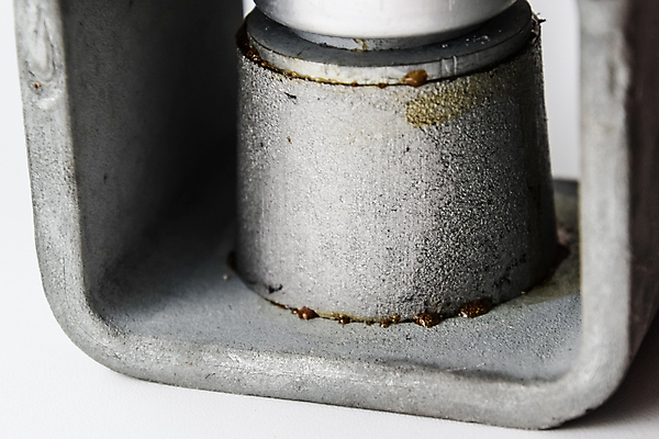 포토 JPG 해외이미지 2 노래 주택 사람없음 회색 수확 골동품 60대 라디오 디스코 펑키 70대 시끄러움 목소리 판지 반항 교향곡 녹음기 다락방 보관소 소비에트 옛날 캡모자 팝 합판 해외포토 모자_잡화 노년 음악 컬러 농업 모션 건물 전자제품 춤 저장 파일형식 녹음_기록 이미지허브