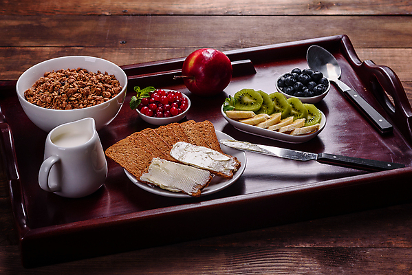 포토 JPG 해외이미지 접시 과일 바나나 실내 키위 사람없음 크래커 시리얼 크루아상 크림 블루베리 고소한맛 나무쟁반 잼나이프 페스츄리 나무배경 해외포토 식기 음식 빵 백그라운드 쟁반 내부 목재 쿠키 나이프 맛 파일형식 이미지허브