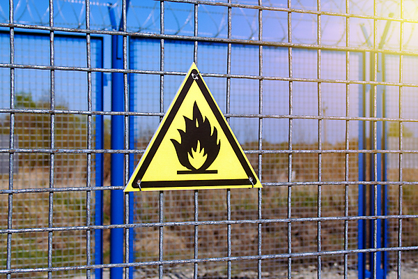 포토 JPG 해외이미지 아이콘 산업 도로 백그라운드 컨셉 스티커 공장 불 통 건강 경고 안전 사람없음 노란색 라벨 액체 닫기 역 휘발유 석유 위험 폭발 폭발물 사건 심볼 묘사 사인 연료 가스 매연 조심 연소 유조선 주목 해외포토 자연요소 길 무기 컬러 공업 교통시설 모션 프레임 환경오염 파일형식 이미지허브