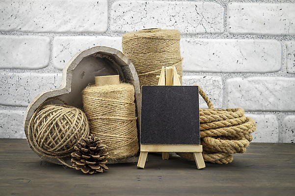 포토 JPG 해외이미지 밧줄 줄 백그라운드 포장 공 가정 사람없음 장식 갈색 칠판 힘 장비 시골 면 원형 거친 삼 실 코드 묶기 삼베 생태계 질감 심플 롤 실타래 섬유 노끈 수공예 얼레 짐싸기 내추럴 감싸기 그런지 생태학 석판 엮은 해외포토 도형 교육 컬러 채소 모션 직물 공예 파일형식 천_직물 이미지허브