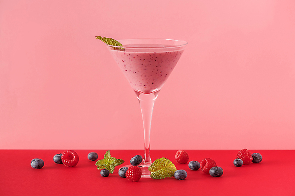 포토 JPG 해외이미지 분홍색 실내 사람없음 블루베리 미니멀 블루베리스무디 해외포토 컬러 과일 내부 스무디 파일형식 이미지허브