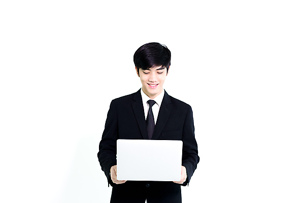 포토 JPG 해외이미지 모델 직업 응시 교육 행복 안경 백그라운드 셔츠 인터넷 비즈니스 성공 넥타이 건강 한명 미소 웃음 정장 소년 성인 노트북 컴퓨터 유행 검은색 힘 흰색 축하 타이핑 우승 최고 비즈니스맨 자신감 목표 스마트 경영 고립 골 승자 필승 스타일 해외포토 1 시선 잡화 옷 남자 감정 어린이 컬러 컨셉 상의 표정 사람 전자제품 직장인 파일형식 이미지허브