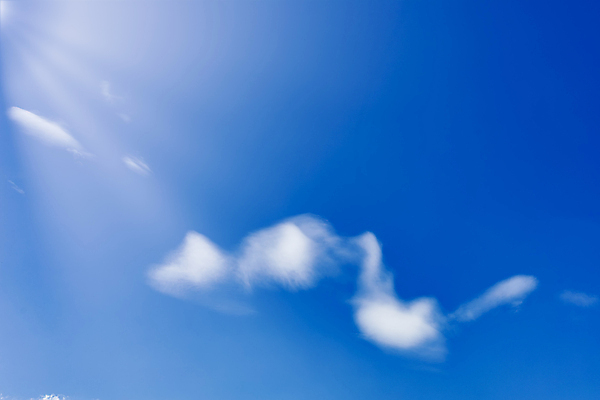 포토 JPG 해외이미지 구름 계절 백그라운드 패턴 자연 벽지 하늘 바람 날씨 추상 풍경 사람없음 야외 여름 파란색 빛 햇빛 태양 뷰티 우주 환경 맑음 봄 자유 흰색 오픈 분위기 장면 천국 솜털 내추럴 오존 해외포토 자연요소 컬러 컨셉 무늬 생태계 파일형식 이미지허브