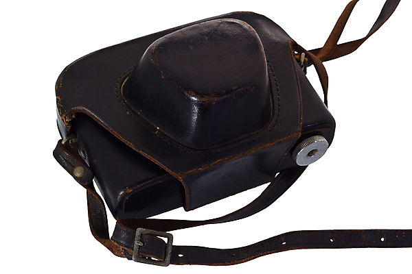 포토 JPG 해외이미지 백그라운드 사람없음 갈색 카메라 검은색 장비 수확 골동품 덮개 흰색 가죽 향수 그림 복고 고립 옛날 해외포토 컬러 농업 전자제품 화장품 뚜껑 파일형식 이미지허브