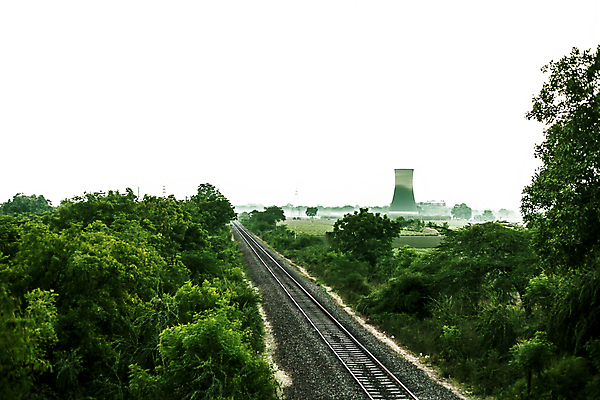 포토 JPG 해외이미지 나무 식물 도로 길 선 여행 백그라운드 잎 밭 교통시설 자연 하늘 거리 풍경 사람없음 야외 초록색 여름 파란색 뷰티 노란색 기차 시골 역사 역 숲 언덕 복고 트랙 엔진 통과 고립 방법 선로 옛날 철강 해외포토 계절 육상교통 컬러 교통 농업 대중교통 시설 생태계 파일형식 이미지허브