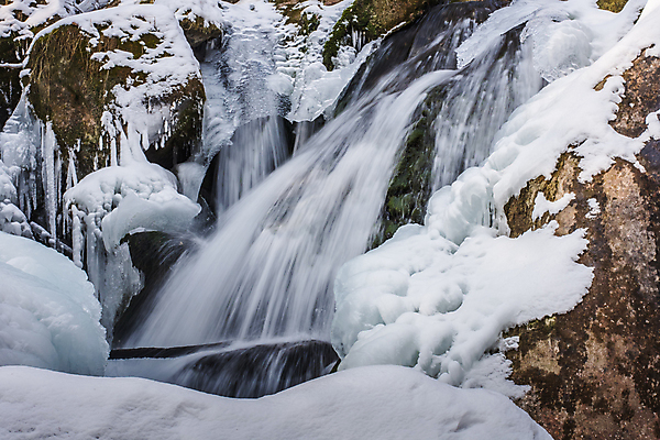 포토 JPG 해외이미지 공원 파도 비즈니스 모션 자연 풍경 사람없음 야외 물 햇빛 태양 뷰티 환경 힘 봄 폭포 하이킹 젖음 흐름 에너지 가을 개울 해외포토 자연요소 계절 공공시설 바다 컨셉 레저 강 생태계 파일형식 이미지허브