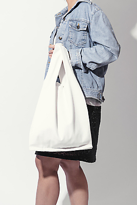 포토 JPG 해외이미지 템플릿 라이프스타일 손 디자인 남자 백그라운드 가방 텍스트 새로움 사람 사람없음 쇼핑 유행 공백 재활용 핸드백 흰색 직물 잡기 면 시장 고객 심볼 에코 유기농 질감 캔버스 보여주기 내추럴 거짓 고립 생태학 목업 카피스페이스 브랜딩 해외포토 웰빙 잡화 교육 컬러 컨셉 모션 생활 신체부위 환경 친환경 파일형식 이미지허브