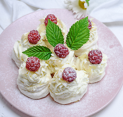 포토 JPG 해외이미지 디저트 실내 사람없음 케이크 산딸기 머랭 파블로바 해외포토 음식 과일 내부 파일형식 이미지허브