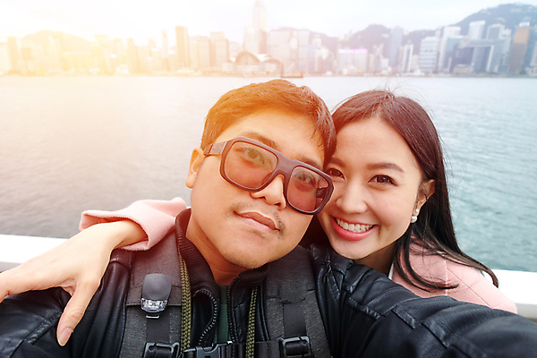 포토 JPG 해외이미지 백인 라이프스타일 커플 공원 여자 남자 행복 회사 건축양식 자연 휴식 함께함 미소 사람 소년 야외 두명 여름 친구 청춘 걷기 탑 항구 기댐 이탈리아 우정 기쁨 도시 정사각형 홍콩 거짓말 토스카나 해외포토 도형 서양인 건축물 계절 공공시설 건축 감정 유럽 어린이 컨셉 비즈니스 관계 교통시설 모션 표정 생활 중국 생태계 파일형식 이미지허브