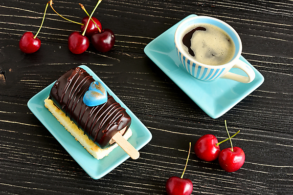 포토 JPG 해외이미지 커피 티타임 사람없음 초콜릿 체리 달콤 커피잔 초코케이크 해외포토 음료 과일 휴식 디저트 잔 케이크 맛 파일형식 이미지허브