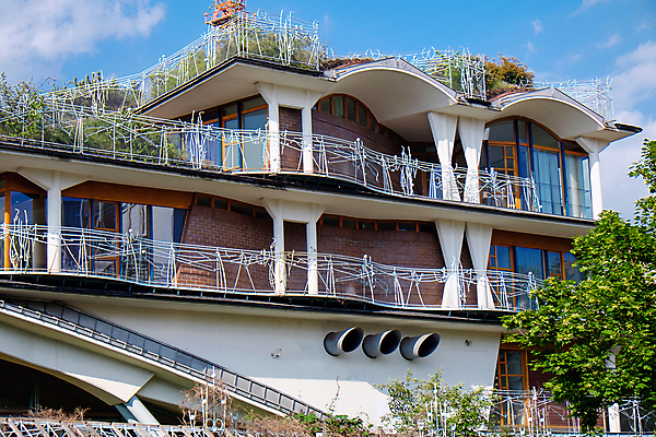 포토 JPG 해외이미지 나무 식물 건축양식 하늘 부동산 아파트 주택 사람없음 건물 초록색 파란색 탑 정원 맑음 고층빌딩 블록 회색 발코니 흰색 도시 시장 재산 고급 투자 콘도 베를린 연립주택 개발 해외포토 건축물 건축 컬러 컨셉 비즈니스 숙소 날씨 독일 빌딩 금융 파일형식 이미지허브