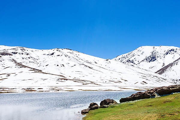 포토 JPG 해외이미지 공원 호수 여행 아프리카 자연 하늘 산 파노라마 풍경 사람없음 야외 파란색 계곡 언덕 북쪽 모로코 전국 절정 지도책 해외포토 공공시설 나라 컬러 촬영기법 책 방향 생태계 파일형식 이미지허브