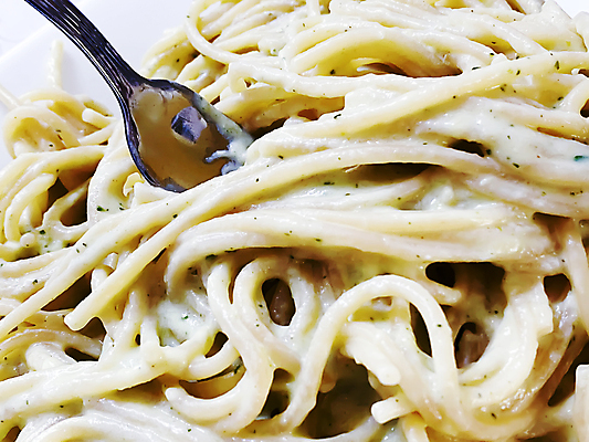 포토 JPG 해외이미지 전통 그릇 접시 음식 백그라운드 포크 토마토 채소 재료 치즈 파스타 건강 스파게티 육류 요리 사람없음 식당 식사 저녁식사 이탈리아 흰색 신선 사발 맛 혼합 지중해 먹기 크림 국수 베이컨 레시피 점심식사 철강 탄수화물 페투치네 핸드메이드 해외포토 식기 유럽 바다 컬러 컨셉 식재료 모션 유제품 서양음식 돼지고기 상점 면류 사기그릇 파스타면 파일형식 이미지허브