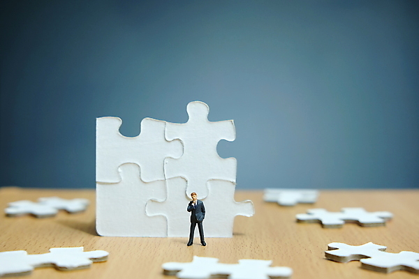 포토 JPG 해외이미지 응시 조각 백그라운드 컨셉 생각 비즈니스 사업가 부분 성공 협력 아이디어 서기 사람 사람없음 금융 사무실 숫자 미니어처 피규어 도전 비즈니스맨 퍼즐 그룹 계획 연결 대표 종업원 옵션 투자 문제 해결 개발 경영 해외포토 직업 문자 시선 남자 모션 경제 모형 직장인 파일형식 이미지허브