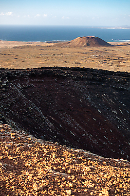 포토 JPG 해외이미지 여행 자연 산 풍경 사람없음 야외 사막 화산 분화구 용암 지질학 해외포토 교육 생태계 파일형식 이미지허브