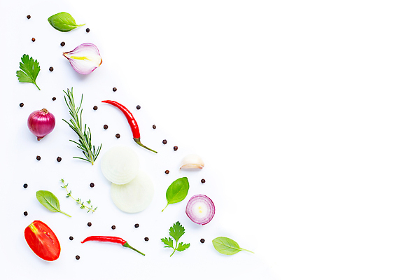 포토 JPG 해외이미지 백그라운드 채소 식재료 방울토마토 고추 양파 실내 마늘 사람없음 신선 흰배경 후추 바질 로즈메리 적양파 카피스페이스 해외포토 토마토 내부 공백 흰색 허브 향신료 파일형식 이미지허브