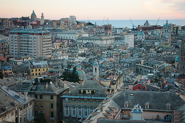 포토 JPG 해외이미지 유럽 바다 여행 새로움 등대 사람없음 물 항구 일몰 이탈리아 수확 도시 면 보트 센터 역사 작음 크루즈 상인 지중해 창고 기중기 복고 함선 포트 타운 옛날 해외포토 자연요소 나라 컨셉 농업 배_교통 교통시설 노을 중장비 크기 파일형식 이미지허브