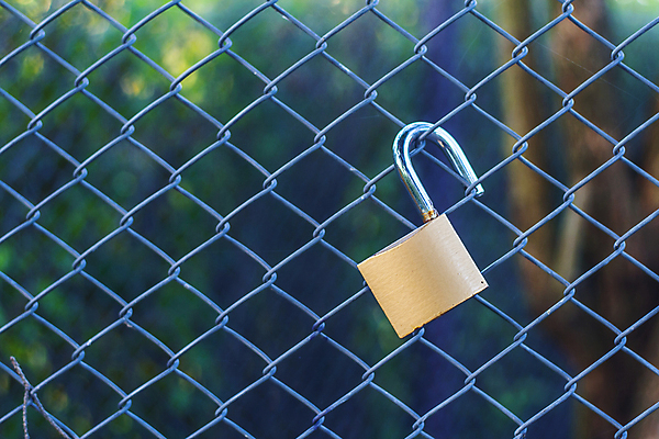 포토 JPG 해외이미지 모양 백그라운드 날씨 추상 자물쇠 매달리기 경비 안전 사람없음 초록색 파란색 울타리 기계 자유 오픈 그물 황금 보호 부식 질감 잠금 보안 청록색 철사 망사 놋쇠 사생활 철강 카피스페이스 해외포토 컬러 컨셉 무늬 모션 담장 공백 직물 파일형식 이미지허브