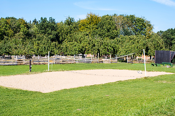 포토 JPG 해외이미지 공원 선 모래 스포츠 백그라운드 밭 학교 놀이 하늘 건강 사람없음 야외 운동 장비 게임 놀이터 배구 오브젝트 클럽 주말 배드민턴 법정 해외포토 공공시설 교육 농업 구기 파일형식 이미지허브