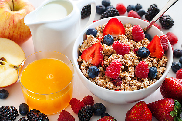 포토 JPG 해외이미지 열매 음식 다이어트 오렌지 과일 유리 탁자 딸기 디저트 건강 사람없음 컵 건강관리 주방 숟가락 주스 우유 견과류 사발 달콤 아침식사 사과 오렌지주스 시리얼 유기농 블루베리 산딸기 호두 건포도 뮤즐리 채식주의자 해외포토 식물 식기 웰빙 음료 가구 재질 포도 유제품 수저 관리 식사 사기그릇 맛 과일주스 채식 건과일 파일형식 이미지허브