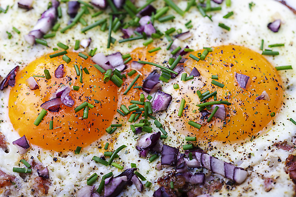 포토 JPG 해외이미지 라이프스타일 접시 음식 빵 백그라운드 2 다이어트 토마토 양파 건강 요리 사람없음 옆모습 노란색 주방 계란 맑음 검은색 식사 튀김 흰색 시골 신선 아침식사 먹기 향신료 햄 노른자 쪽파 단백질 해외포토 식기 뷰포인트 컬러 채소 모션 날씨 육류 생활 알 파 영양소 향미료 파일형식 이미지허브