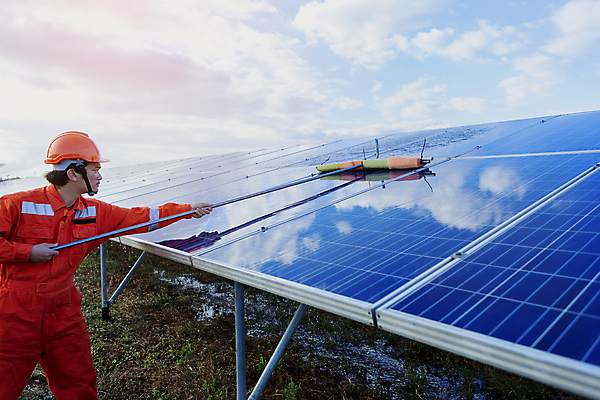 포토 JPG 해외이미지 식물 산업 비즈니스 공장 자연 지붕 노동자 세포 한명 초록색 파란색 햇빛 태양 환경 힘 장비 발전기 에너지 작업 판넬 기술자 엔지니어 변화 역 보호 에코 지역 시스템 공학 유지 혁명 생태학 설치 공급 해외포토 자연요소 직업 1 교육 컬러 컨셉 공업 교통시설 사람 발전소 생태계 파일형식 이미지허브