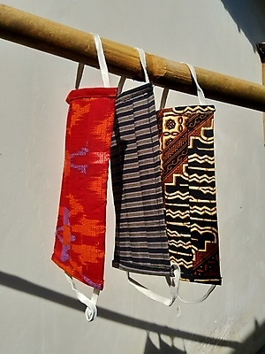 포토 JPG 해외이미지 옷 얼굴 건강 병원 사람 사람없음 유행 건강관리 고통 장비 의사 직물 수술 호흡기관 바이러스 보호 질병 예방 보안 감염 인도네시아 외과 고립 돌봄 위생관리 인플루엔자 핸드메이드 코로나바이러스 해외포토 감정 아시아 컨셉 의학 모션 관리 안전 신체부위 치료 의료진 장기_의학 파일형식 이미지허브