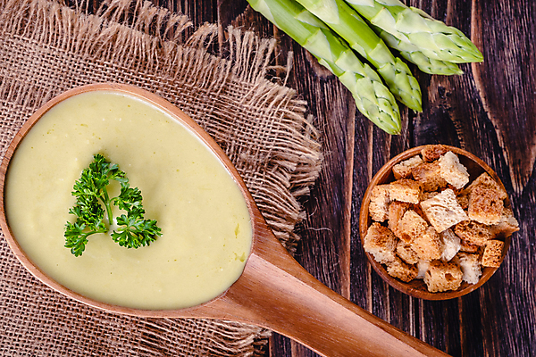 포토 JPG 해외이미지 전통 접시 음식 빵 백그라운드 다이어트 채소 재료 탁자 파슬리 건강 요리 사람없음 목재 초록색 식사 저녁식사 봄 시골 신선 뜨거움 사발 맛 수프 자르기 먹기 허브 크림 유기농 아스파라거스 스쿼시 내추럴 점심식사 채식주의자 핸드메이드 비건 해외포토 나무 식물 식기 웰빙 계절 스포츠 컬러 가구 컨셉 모션 구기 사기그릇 채식 파일형식 이미지허브