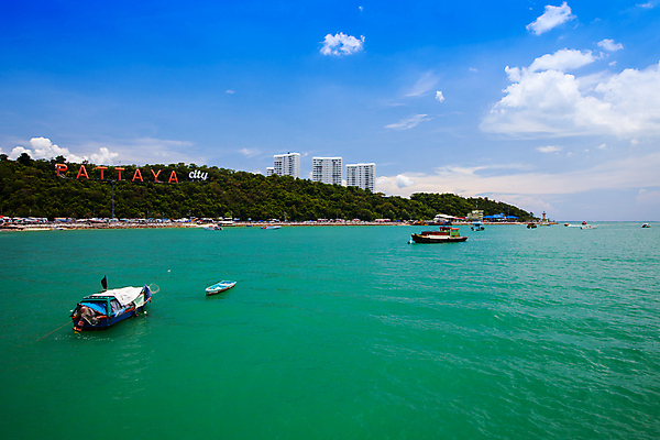 포토 JPG 해외이미지 아시아 모래 파도 바다 섬 여행 교통시설 태국 자연 하늘 휴가 주택 동양인 풍경 사람없음 야외 가로 초록색 물 여름 파란색 컬러풀 항구 맑음 만 보트 속도 활 휴양지 다이빙 타운 파라다이스 수평선 해외포토 자연요소 계절 나라 컬러 교통 배_교통 날씨 인종 건물 수영 장소 도시 시설 생태계 수중스포츠 파일형식 이미지허브