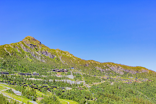 포토 JPG 해외이미지 유럽 여행 자연 스키 산 파노라마 노르웨이 사람없음 컬러풀 마을 계곡 하이킹 시골 센터 정상 숲 언덕 리프트 내추럴 산악지대 스칸디나비아 해외포토 나라 컬러 레저 겨울스포츠 촬영기법 생태계 파일형식 이미지허브