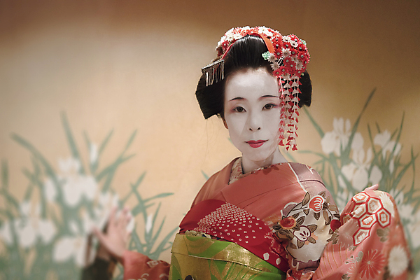 포토 JPG 해외이미지 전통 라이프스타일 헤어스타일 옷 여자 문화 백그라운드 컨셉 청소년 한명 사람 동양인 성인 사람없음 장식 빨간색 뷰티 머리 유행 일본 페인트 흰색 우아함 기모노 예술가 기념물 게이샤 여자한명만 성인여자한명만 성인만 해외포토 1 아시아 컬러 인종 생활 신체부위 일본전통의상 여자만 성인여자만 파일형식 이미지허브