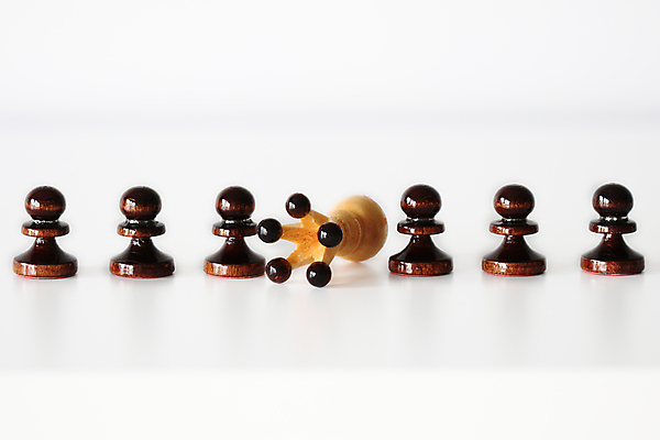 포토 JPG 해외이미지 조각 컨셉 놀이 성공 협력 경기 사람없음 숫자 검은색 힘 경쟁 군인 게임 흰색 그룹 체스말 체스 계획 군중 계산대 흰배경 일렬 위치 육군 전략 병정 여왕 보병 줄서기 지능 플레이어 콜라보레이션 해외포토 직업 문자 스포츠 컬러 백그라운드 모션 군대 사람 말_게임 국군 파일형식 이미지허브