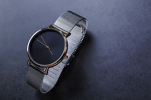 포토 JPG 해외이미지 손 디자인 여자 시계 백그라운드 비즈니스 팔찌 선물 사람없음 유행 금속 검은색 침묵 기구 시간 화려 클래식 고급 우아함 은색 보석 손목 손목시계 오브젝트 타이머 고립 분 스테인레스 철강 스타일 해외포토 컬러 컨셉 장신구 재질 사람 신체부위 소리 광석 파일형식 이미지허브