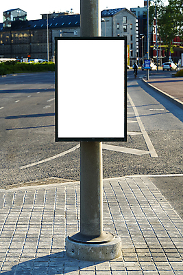 포토 JPG 해외이미지 주간 가로등 간판 프레임 광고판 사람없음 야외 도심 옥외간판 옥외광고 목업 해외포토 자연요소 공공시설 알림판 도시 판 파일형식 이미지허브