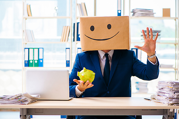 포토 JPG 해외이미지 남자 실내 한명 들기 정장 상반신 성인 앞모습 사무실 손들기 저축 돼지저금통 비즈니스맨 종이상자 성인남자한명만 해외포토 1 옷 뷰포인트 비즈니스 모션 사람 내부 금융 상자 저금통 직장인 남자한명만 성인남자만 파일형식 이미지허브