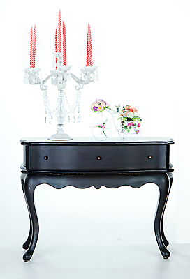 포토 JPG 해외이미지 디자인 가구 백그라운드 탁자 바닥 주택 사람없음 내부 목재 수확 골동품 흰색 장롱 클래식 찬장 캐비닛 묘사 오브젝트 복고 촛대 고립 옛날 스타일 해외포토 나무 컬러 생활용품 컨셉 농업 재료 건물 사물함 파일형식 이미지허브