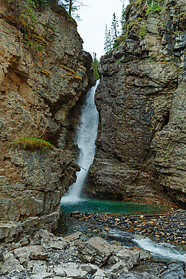 포토 JPG 해외이미지 나무 공원 여행 캐나다 자국 자연 휴가 산 사람없음 초록색 물 강 골짜기 계곡 폭포 하이킹 활 밴프 앨버타 전국 터키석 해외포토 자연요소 식물 공공시설 컬러 북아메리카 레저 보석 생태계 파일형식 이미지허브