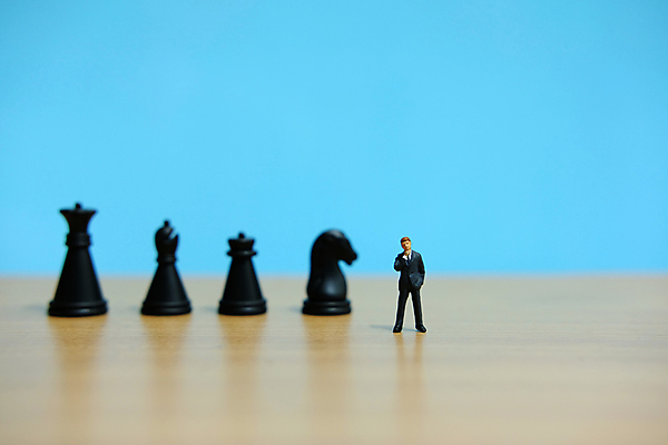 포토 JPG 해외이미지 직업 조각 백그라운드 컨셉 생각 비즈니스 사업가 모션 놀이 성공 아이디어 서기 사람 경기 사람없음 금융 사무실 장난감 숫자 힘 침묵 경쟁 미니어처 도전 게임 비즈니스맨 체스말 체스 계획 대표 왕 리더 싸움 체스판 전략 경영 정치 제어 해외포토 문자 남자 스포츠 경제 모형 소리 말_게임 직장인 파일형식 이미지허브