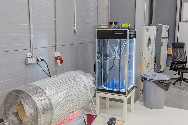 포토 JPG 해외이미지 실내 사람없음 과학기술 작업 제조 인공 3D프린터 4차산업 해외포토 산업 기술 내부 인쇄기 파일형식 이미지허브