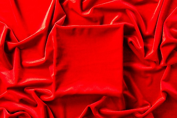 포토 JPG 스튜디오촬영 백그라운드 재료 실내 근접촬영 사람없음 빨간색 사각형 주름 오브젝트 질감 카피스페이스 벨벳 국내포토 도형 뷰포인트 컬러 내부 공백 실크 파일형식